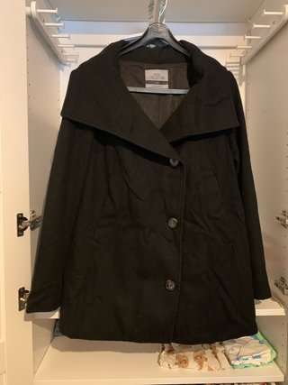 Abrigo negro Bershka talla L