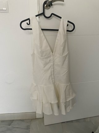 Vestido blanco con falda tutu