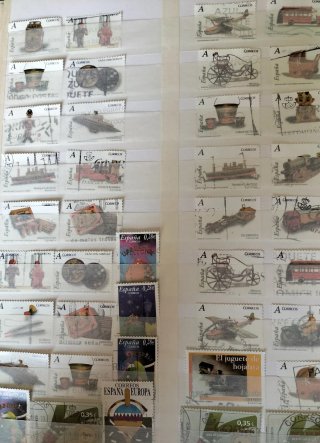 Juguetes 103 sellos+2 Hojas Bloque nuevas MNH