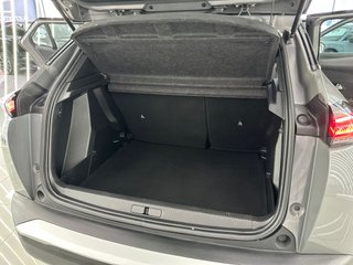 Peugeot 2008 Active BlueHDI 130 S&S EAT8