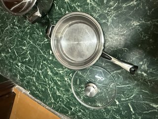 7 Ollas, 2 sartenes y 1 tapas de cocina