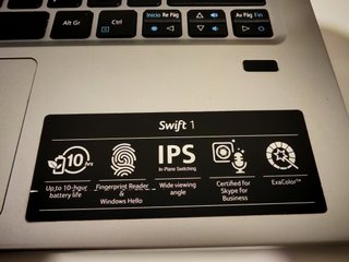 Acer Swift 1 Argento 1080p IPS