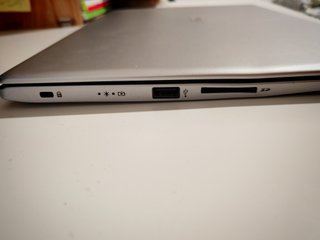 Acer Swift 1 Argento 1080p IPS