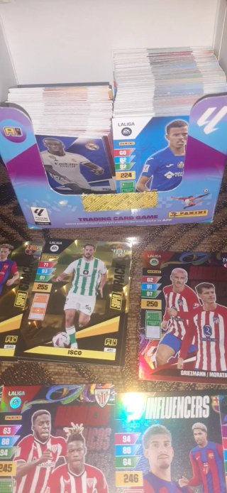 Lote 250 cromos Liga Adrenalyn 23-24 + Balón Oro