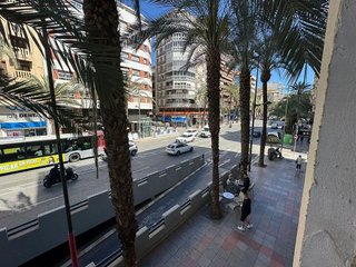 Piso en alquiler en Centro en Alicante