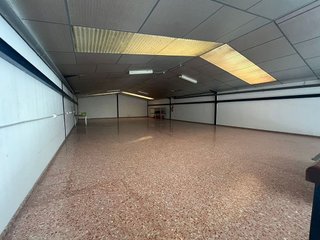 Nave industrial en alquiler en Polígonos - Recinto Ferial Cortijo de Torres en Málaga