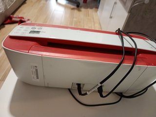 Impresora HP Deskjet 3733 Roja/Blanca