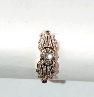 Anillo Oro y Diamantes 3,9 gr