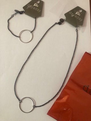 Colgante y pulsera Dayaday