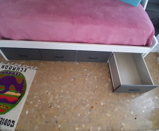 Cama litera con almacenaje
