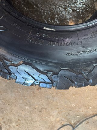 Preja de Ruedas 4x4 BFGoodrich 285/70/17 Usadas