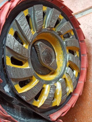 Amoladora Hilti DGH 130