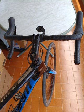 Bicicleta Carretera GIANT Defy