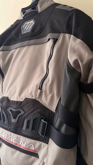Chaqueta Macna Chieftane