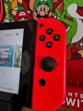 Nintendo Switch Perfecta + accesorios y funda
