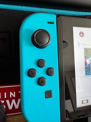 Nintendo Switch Perfecta + accesorios y funda