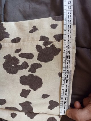 Pantalones campana Zara estampado animal