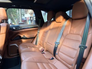 Porsche Cayenne 2016