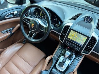 Porsche Cayenne 2016