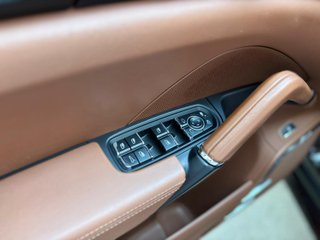 Porsche Cayenne 2016