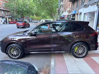 Porsche Cayenne 2016
