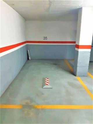 Garaje en venta en Requena