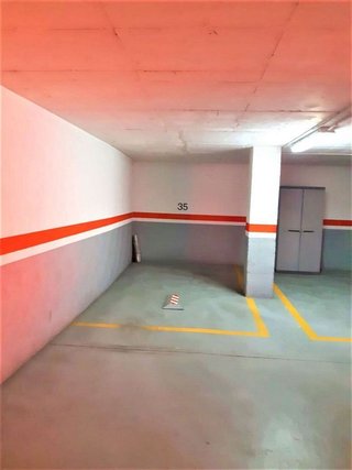 Garaje en venta en Requena