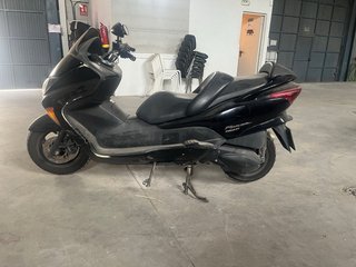 Honda forza 250