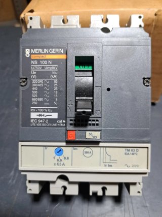Merlin Gerin NS 100 N Interruptor Automático