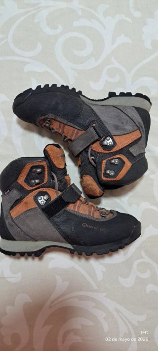 Botas senderismo montaña Quechua Forclaz 800