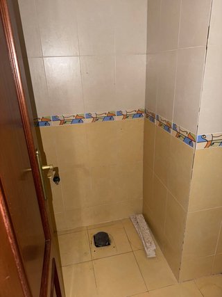 Piso en planta baja, totalmente exterior.
