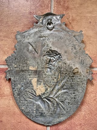 Placa antigua religiosa