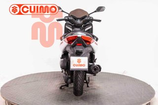 YAMAHA XMAX 125