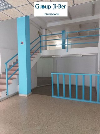 Local comercial en venta en Riera Alta - Llatí en Santa Coloma de Gramanet