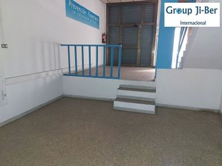 Local comercial en venta en Riera Alta - Llatí en Santa Coloma de Gramanet