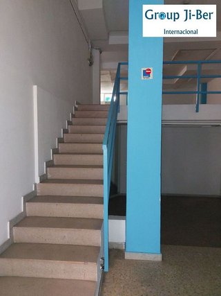 Local comercial en venta en Riera Alta - Llatí en Santa Coloma de Gramanet