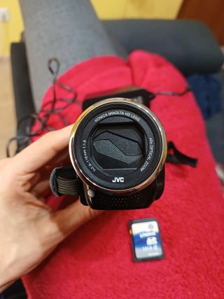 Cámara JVC Everio GZ-E205BE Full HD 40x Zoom Optic