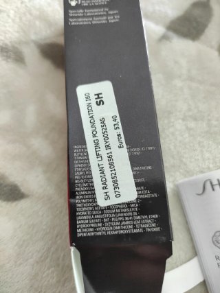 Shisheido radiante Maquillaje