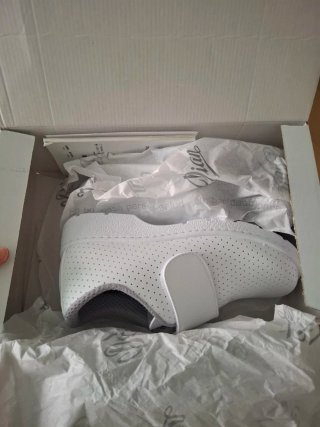 Zueco blanco talla 36