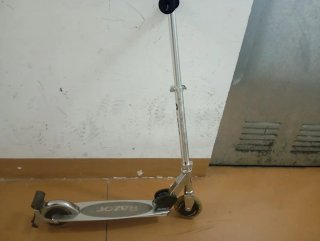 Patinete metálico Razor
