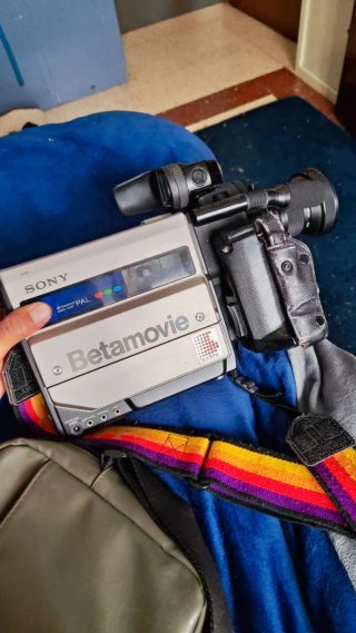 Cámara Sony Betacam SP U-matic le falta la bateria