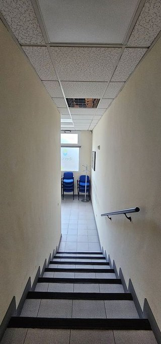 Local comercial en alquiler en Lutxana - Llano en Barakaldo