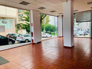 Local comercial en alquiler en As Travesas - Balaídos en Vigo