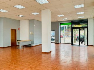 Local comercial en alquiler en As Travesas - Balaídos en Vigo