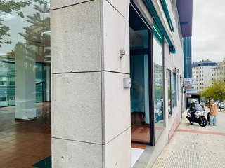 Local comercial en alquiler en As Travesas - Balaídos en Vigo