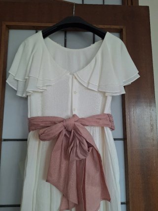 Vestido blanco comunión lazo rosa