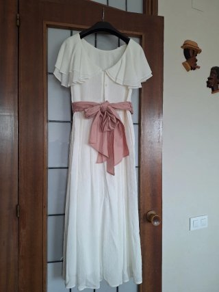 Vestido blanco comunión lazo rosa