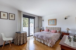 Chalet en venta en Bola de Oro - Serrallo en Granada