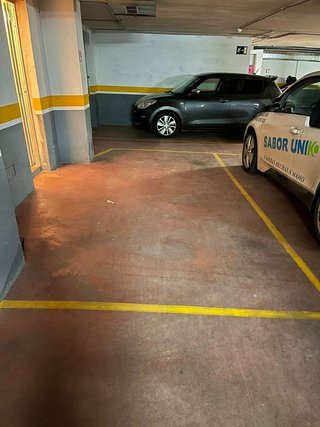 Garaje en venta en Los Boliches en Fuengirola