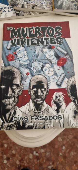 Colección cómics the Walking dead tomos 1 a 22